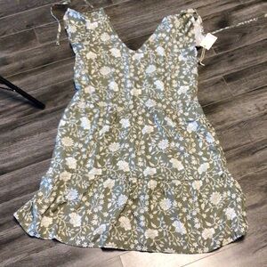 Devoted Floral Sleeveless Dress PTP 17”